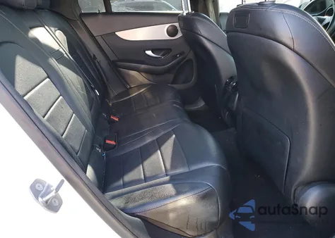 2019 Mercedes-Benz Glc 300 from USA, damaged, VIN WDC0G4JB3KV134410